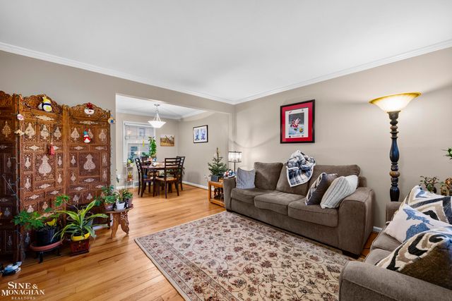 716 Graefield Court, Birmingham, MI 48009