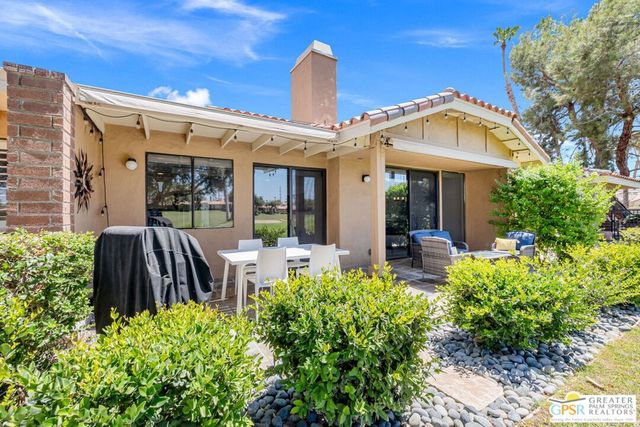 302 Villena Way, Palm Desert, CA 92260