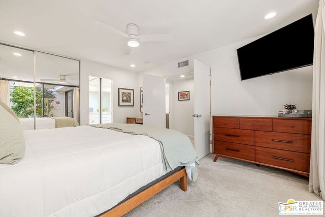 302 Villena Way, Palm Desert, CA 92260