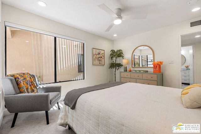 302 Villena Way, Palm Desert, CA 92260