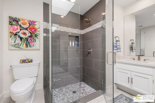 302 Villena Way, Palm Desert, CA 92260