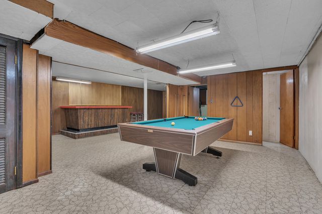 27511 Cambridge Street, Garden City, MI 48135