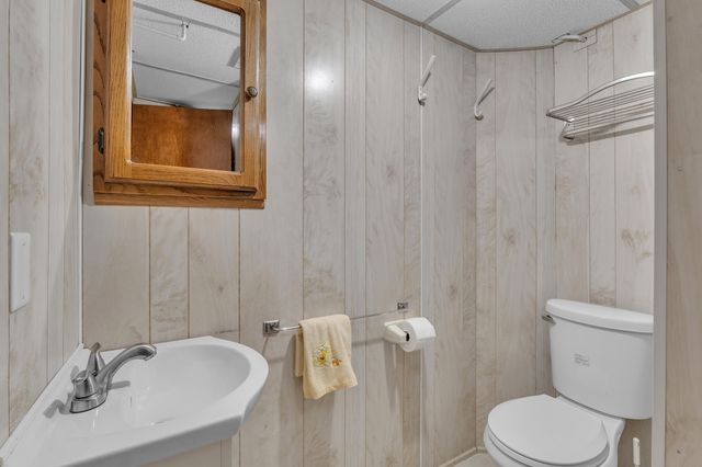 27511 Cambridge Street, Garden City, MI 48135