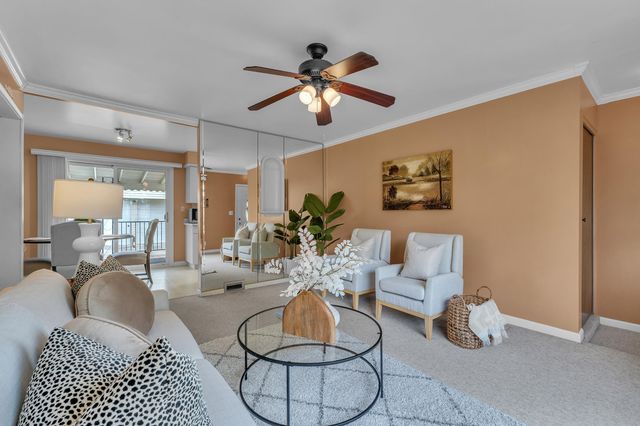 27511 Cambridge Street, Garden City, MI 48135