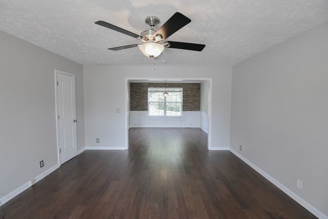 132 Tulip Grove Pt, Hermitage, TN 37076