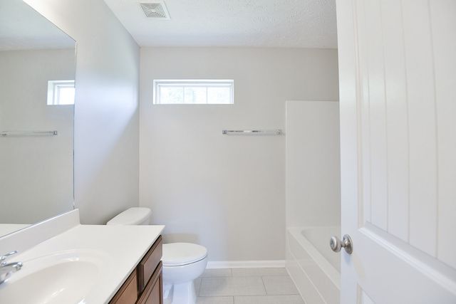 132 Tulip Grove Pt, Hermitage, TN 37076