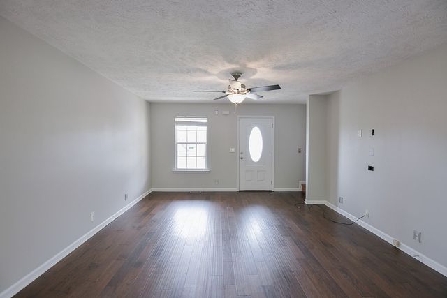 132 Tulip Grove Pt, Hermitage, TN 37076