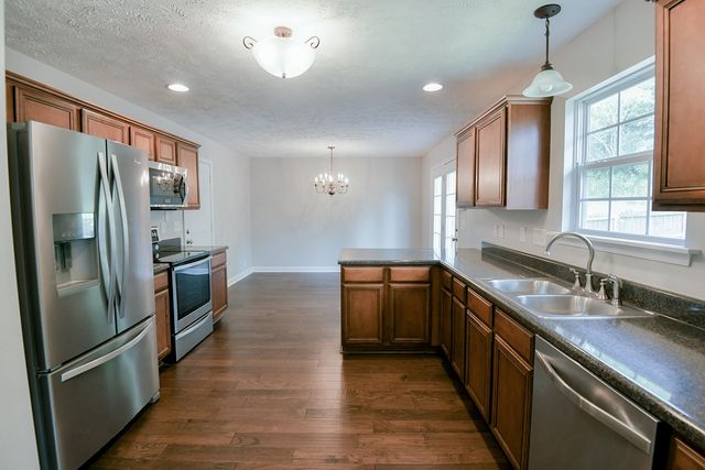 132 Tulip Grove Pt, Hermitage, TN 37076