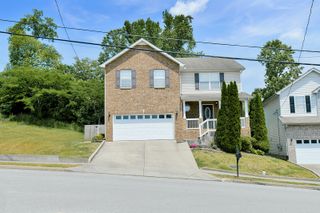 132 Tulip Grove Pt, Hermitage, TN 37076
