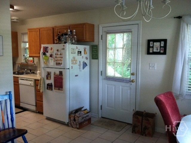 2206 S Lumpkin Street, Athens, GA 30606