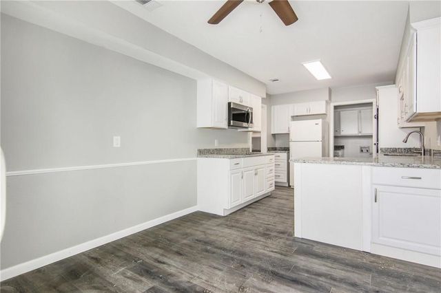 2808 GOLFING GREEN Drive, Farmers Branch, TX 75234