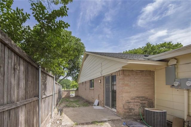 2808 GOLFING GREEN Drive, Farmers Branch, TX 75234