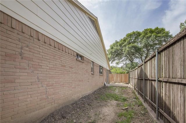 2808 GOLFING GREEN Drive, Farmers Branch, TX 75234