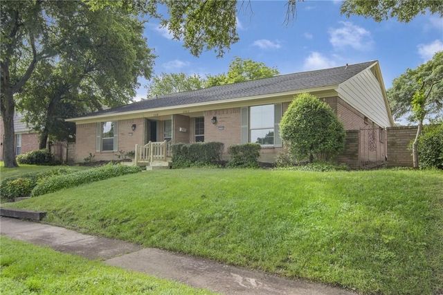 2808 GOLFING GREEN Drive, Farmers Branch, TX 75234