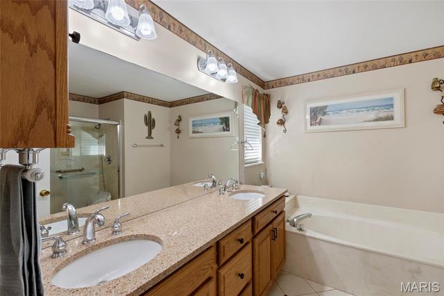 2712 Kings Crossing Drive, Barnhart, MO 63012