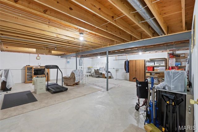 2712 Kings Crossing Drive, Barnhart, MO 63012