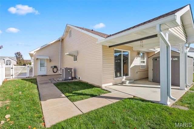 2712 Kings Crossing Drive, Barnhart, MO 63012