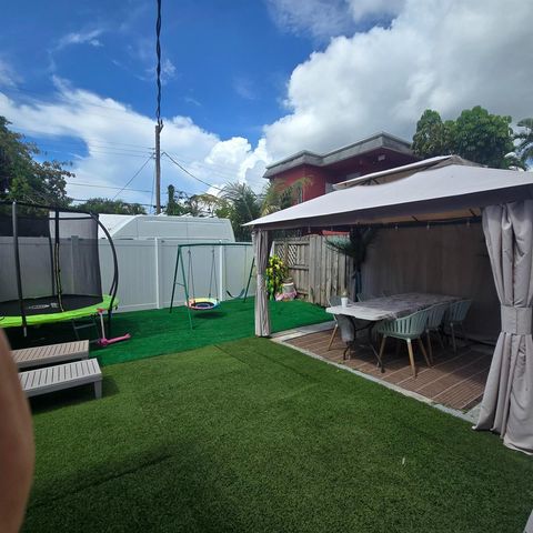 1844 Sheridan Street, Hollywood, FL 33020