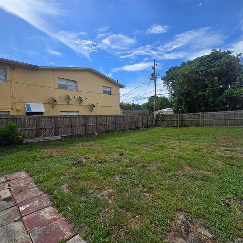 1844 Sheridan Street, Hollywood, FL 33020