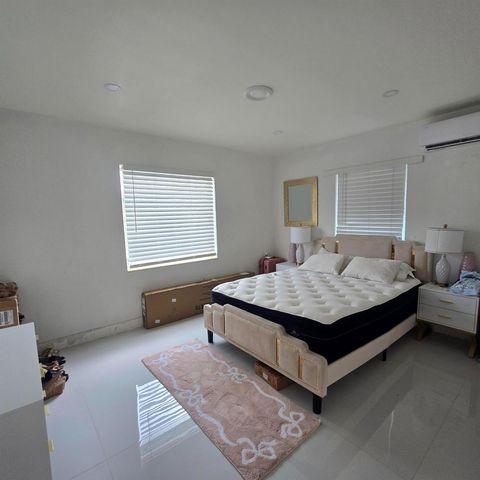 1844 Sheridan Street, Hollywood, FL 33020