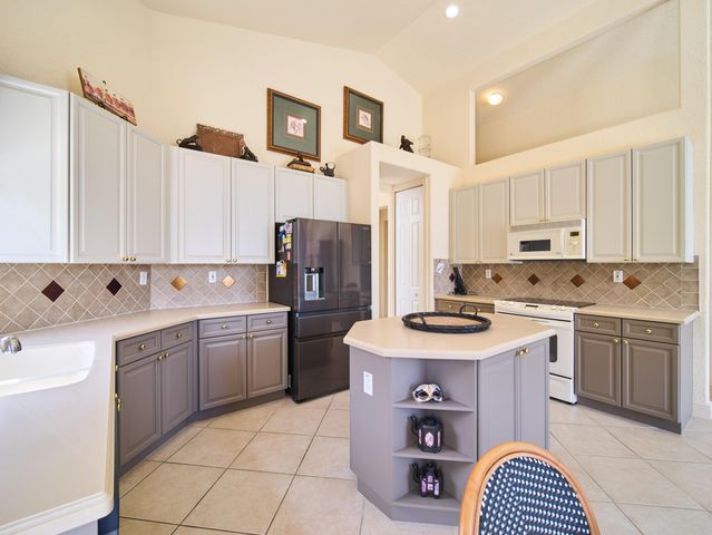 8282 Spyglass Drive, West Palm Beach, FL 33412