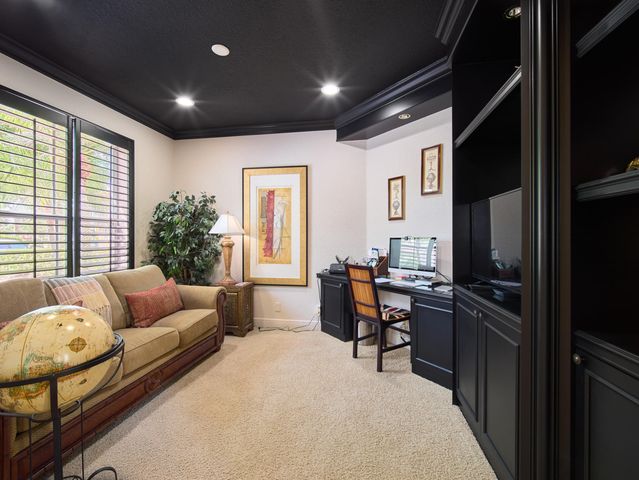 8282 Spyglass Drive, West Palm Beach, FL 33412