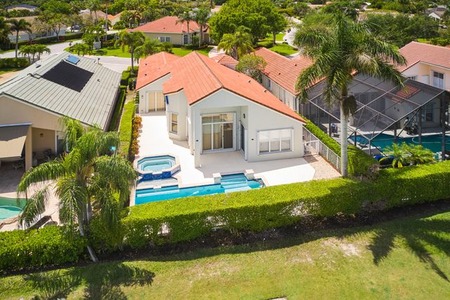 8282 Spyglass Drive, West Palm Beach, FL 33412