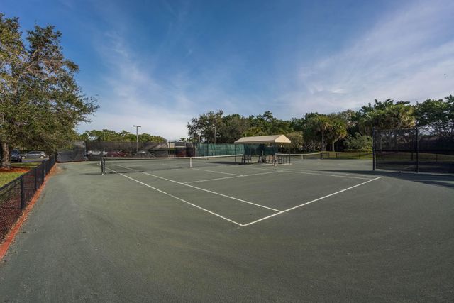 8282 Spyglass Drive, West Palm Beach, FL 33412