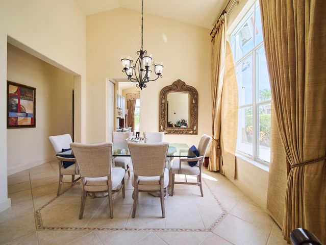 8282 Spyglass Drive, West Palm Beach, FL 33412