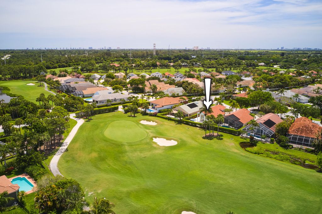 8282 Spyglass Drive, West Palm Beach, FL 33412