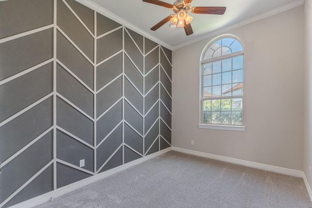 6 Winter Thicket Place, The Woodlands, TX 77375