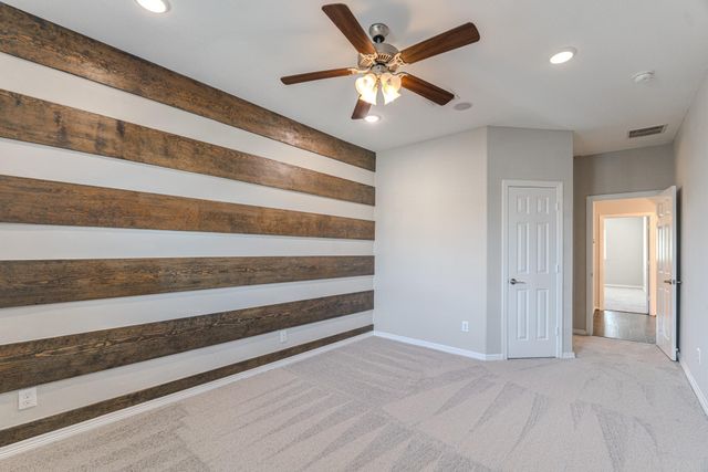 6 Winter Thicket Place, The Woodlands, TX 77375