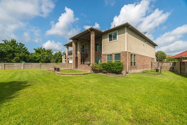6 Winter Thicket Place, The Woodlands, TX 77375