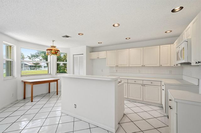 6851 NW 27th Street, Margate, FL 33063