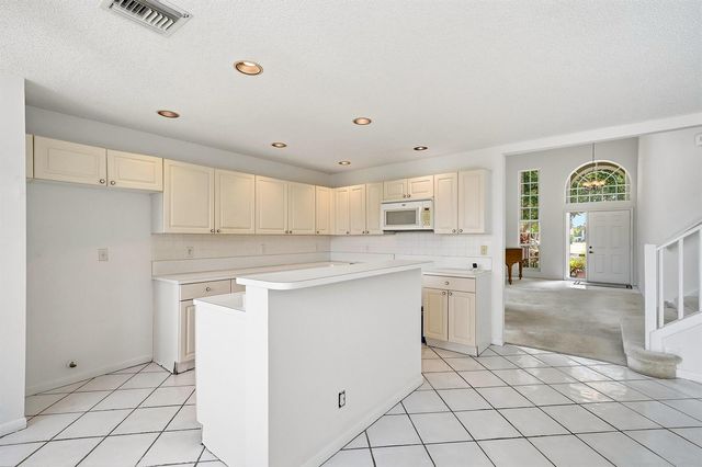 6851 NW 27th Street, Margate, FL 33063