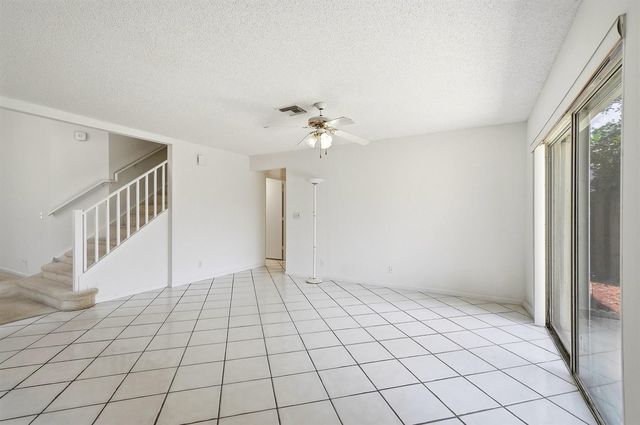 6851 NW 27th Street, Margate, FL 33063