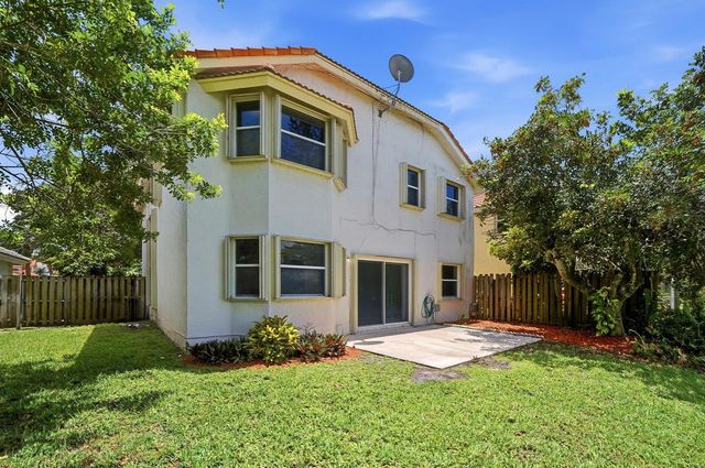 6851 NW 27th Street, Margate, FL 33063