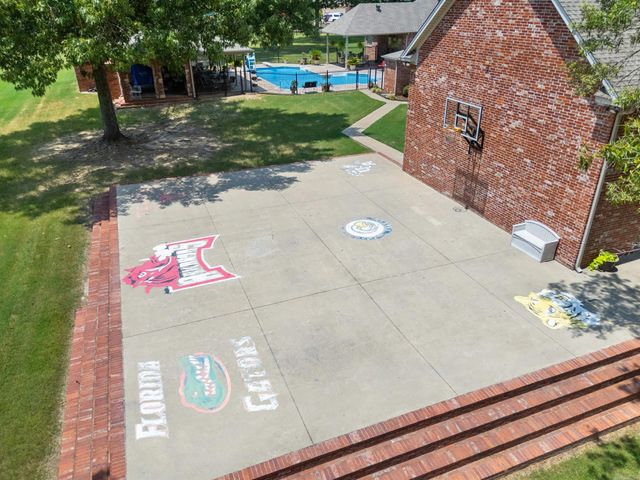 5 Westin Drive, Conway, AR 72034