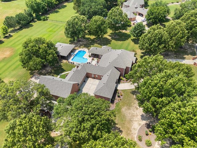 5 Westin Drive, Conway, AR 72034