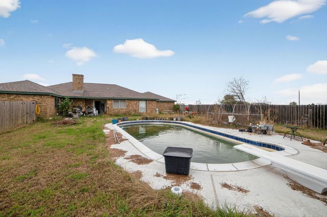 14709 County Road 4015, Mabank, TX 75147