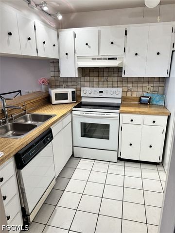 3490 N Key DR 505, North Fort Myers, FL 33903