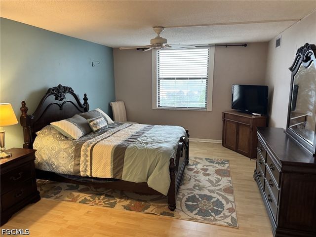 3490 N Key DR 505, North Fort Myers, FL 33903