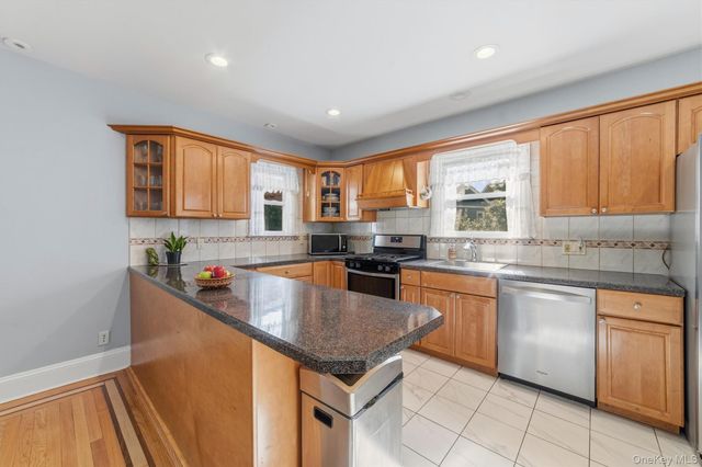 70 First Street, Yonkers, NY 10704