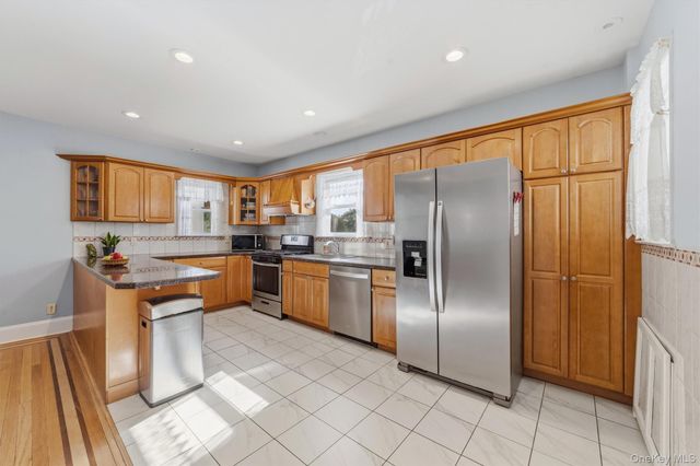 70 First Street, Yonkers, NY 10704