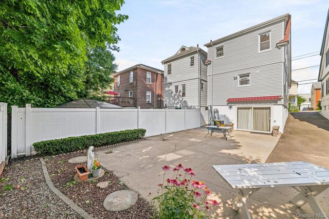 70 First Street, Yonkers, NY 10704