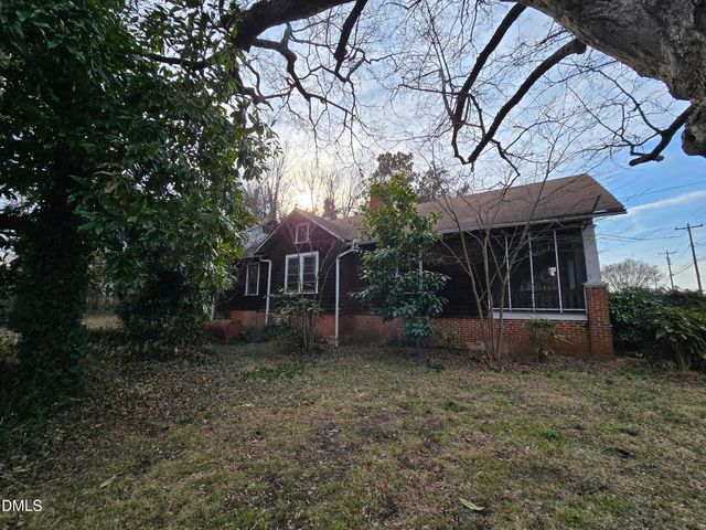 232 Burlington Avenue, Gibsonville, NC 27249