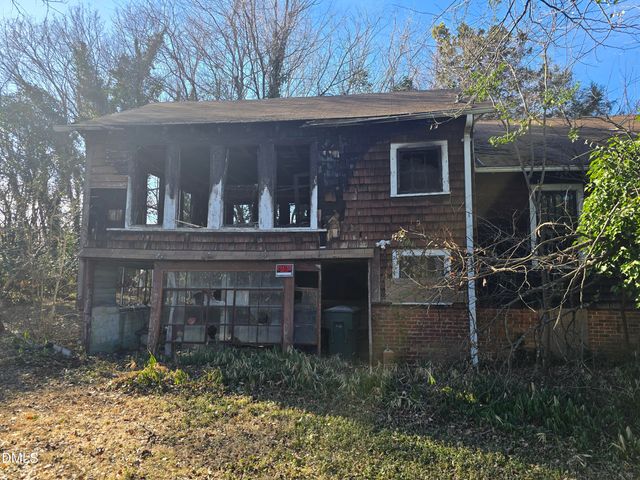 232 Burlington Avenue, Gibsonville, NC 27249