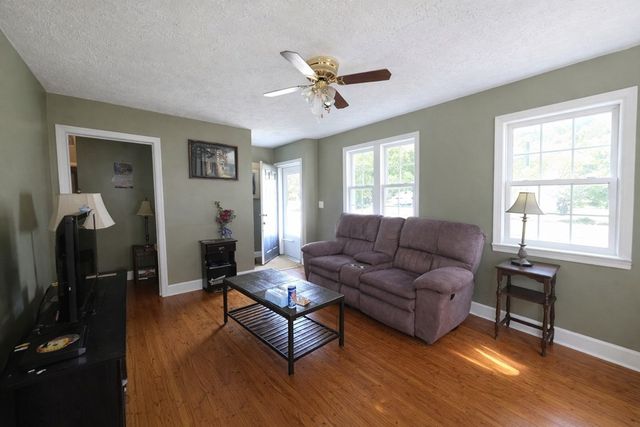 2803 Nelson Dr, Hopkinsville, KY 42240