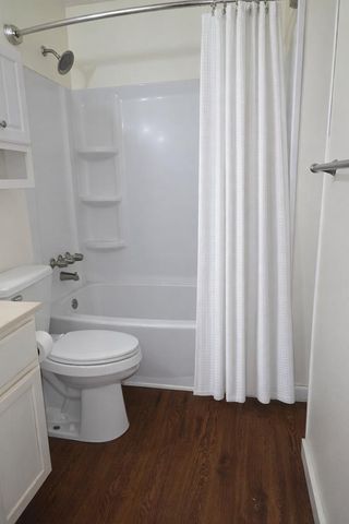 2803 Nelson Dr, Hopkinsville, KY 42240