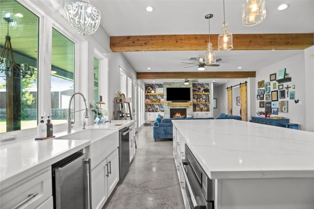 1506 Silver Moon Trail, Crosby, TX 77532